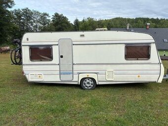 Karavan Wilk Deluxe - 1