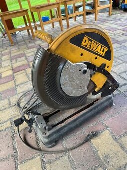 Kotoucova pila DeWalt