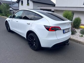 Tesla Y Long Range AWD,tažné,ACC Boost,1.majitel