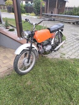 Jawa 23 mustang