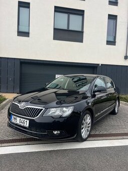 SKODA SUPERB 2.0 TDI DSG R.V. 2013 Facelift