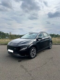 Hyundai Kona Electric 2023, 22.000 km