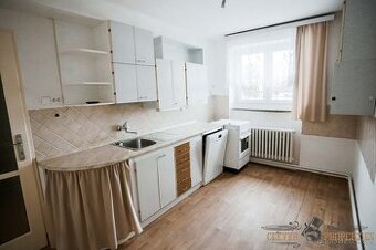 Nabízí, pronájem, byty 2+1 65 m2, Sezemická, Pardubice - Bí