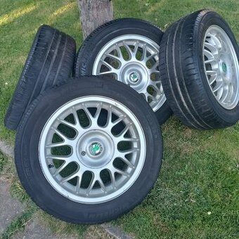 ALU kola Laurin a Klement - Intra