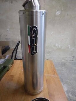 Lěná koncovka SUZUKI GSXR 1000 K1 - K4