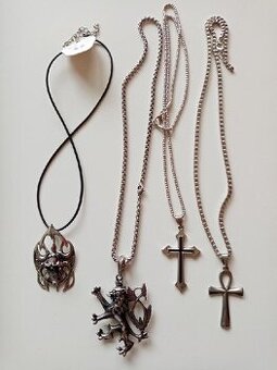 metalová bižuterie pro muže