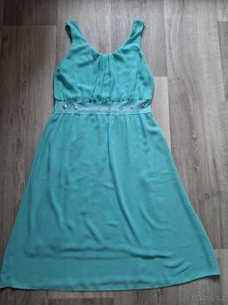 Dívčí šaty