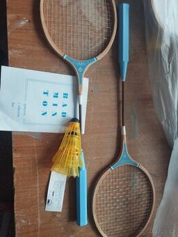 Retro badminton