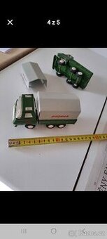 Plechová autíčka nepoužítá