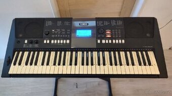 Klávesy Yamaha PSR-E423 se stojanem a taškou