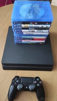 PlayStation 4 Slim (PS4)