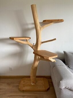 Škrabadlo, strom pro kočky