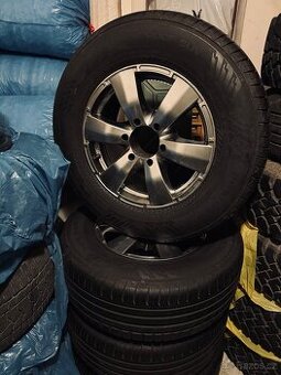 265/65 R17  6x139.7