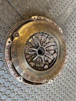 Nahradni dily WV Sharan 7N