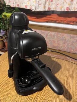 Pákový kávovar Severin