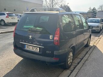 Peugeot 807