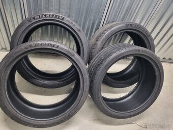 Sada Michelin Pilot Sport 4S R20