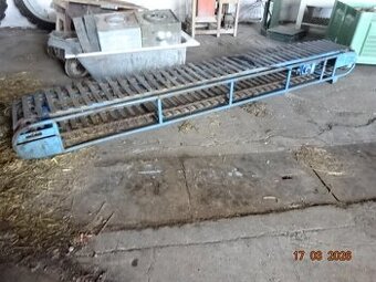 LAŤKOVÝ DOPRAVNÍK