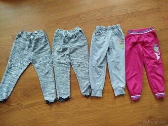 5x dívčí tepláky vel 98-110