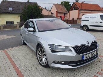 Škoda Superb3 STYLE+ 2.0 TDI 110kW DSG Kamera Navigace