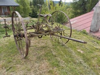 Prodám obraceč sena za koně, nebo malotraktor, traktor