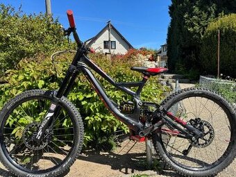 Sjezdové kolo Specialized Demo 8 FSR