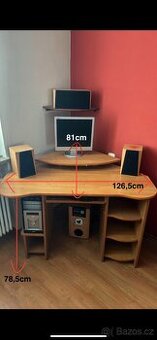 PC stůl