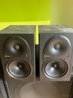 Mackie HR624 - 1