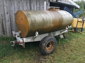 Nádrž lamino 2300L