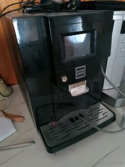 Automatický kavovar pitti caffe