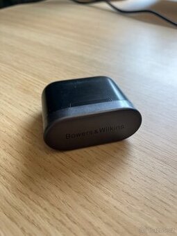 Bowers and Wilkins PI7 S2 - bezdrátová sluchátka do uší