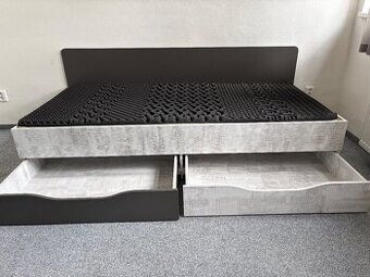 Postel s úložnými šuplíky + matrace