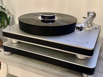 Clearaudio Performance DC drive + raménko Clarify + přenoska - 1