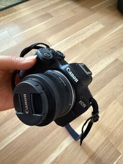 Fotoaparát Canon EOS R50