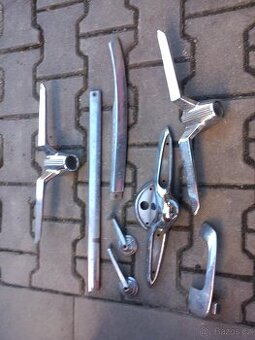 Gaz 21 Volha chromy karoserie