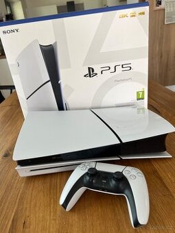 PlayStation5 slim s mechanikou