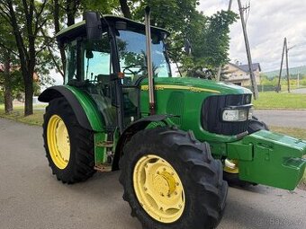 John Deere 5820 rok 2004  8300mth