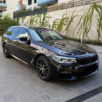 BMW 540i XDRIVE M-PACKET,TOP,KRÁSNÁ VÝBAVA