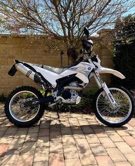 Yamaha WR250R