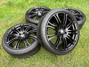 Kompletní letní Alu kola WheelWorld - 235/40 R19 XL - 5x112