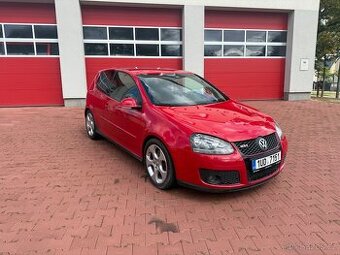 Volkswagen Golf GTI 2.0 147 kW, 2005, 3dv.