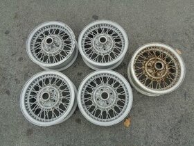 Fiat hliniková, drátěná kola Borrani