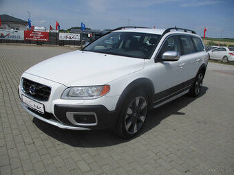 VOLVO XC70 2,4D 120KW CROSSCOUNTRY AWD GPS XENON 2013