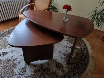 Konferenční stolek masiv - rozkládací