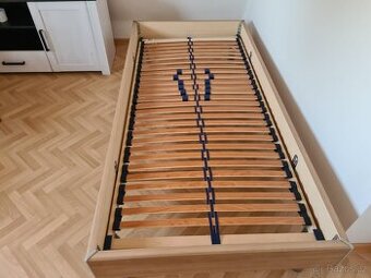 Postel s roštem 200x90