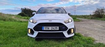 Ford Focus RS Performance 4x4 350koní