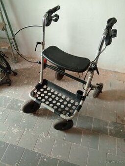 Chodítko pro důchodce