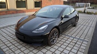 Tesla Model 3, 2021 Long Range AWD – 82 kWh