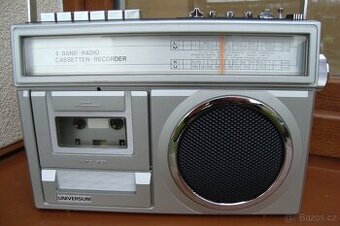 Mono radiomagnetofon Universum