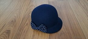 Dívčí modrý klobouček H&M 4-6 let